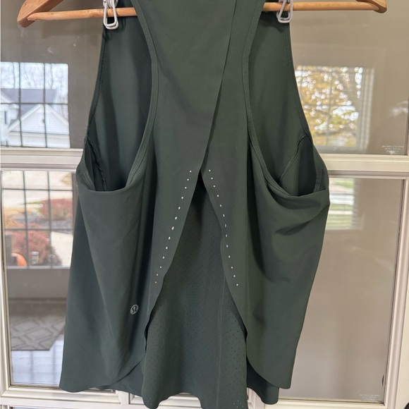 Lululemon swift ventilated racerback running tank top bundle,estimated size 8-10 - Picture 3 of 7